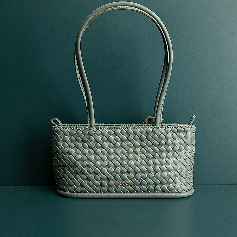 Sac en peau de vache femme bandoulière vintage tressé couleur grise élégant