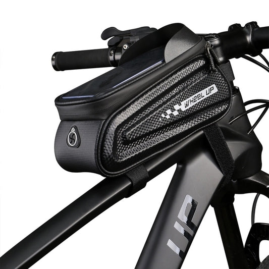 Sacoche vélo avec écran tactile fixée au cadre d'un vélo noir pour ranger accessoires